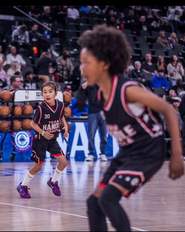 Thanks @imagesbypablo for these sick shots of little one from the other night at the @laclippers game with her Team @handlebyrandle. These kids will never forget it.