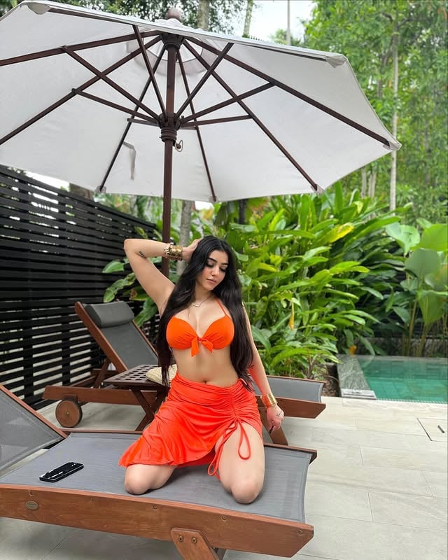 Remain exclusive Attract exclusive #thailand #bangkok #vacation #vacationoutfit #outfitinspo #vacations #destination #explore #explorepage by @xtamannah_