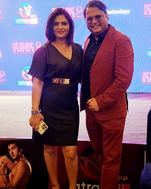Vibhu sir CEO and founder of Ullu and Atrangi platform 😍🙏Kink season-2 launched party 🥳 ....#partyplanner #ceo #founder #life #masti #dhamal #production #events #great #vibes #nature #beautiful #me #malvika #partyfun by @model_malvi_