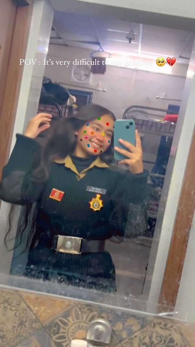 Gonna miss you 💔🥺🧿@chitralipayak@rayyychl @vaishnavisharma3120 @itsmallikahere @_chanchal_prajapat_01 @cdt_harshita_jangid @palaksharma_1607 @oshima_chouhan31 @aarushikumawat2 @_puju_pareek @narukavaishnavi_ by @chitralipayak