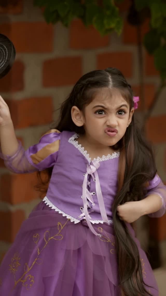 Our cute little rapunzel ❤️ for her next birthday, do you have any suggestions? Rapunzel outfit @amaanified Her long hair @magmatvm Decor @secretboxz_ Videography by @kiran_s_m__ Video edits by @_prasidh_pramesh_ by @sowbhagyavenkitesh