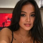 ulva handayani(@vey_69)'s profile avatar