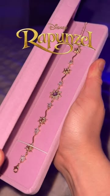 Isn’t it soo cute 🥹✨#rapunzel #princess #cute #jewelry