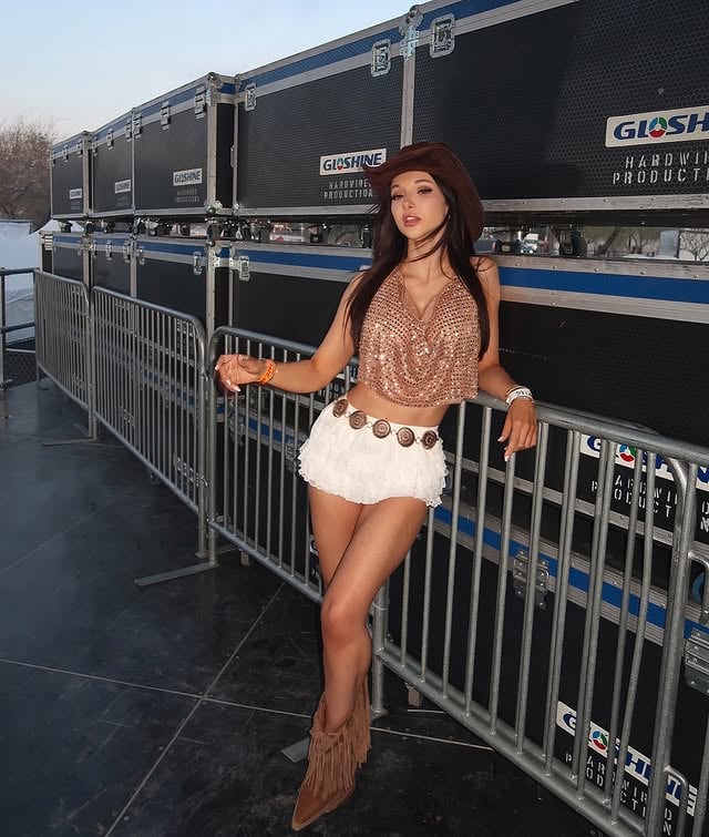 Festival weekend ♥️🪩 by @natalielevinx