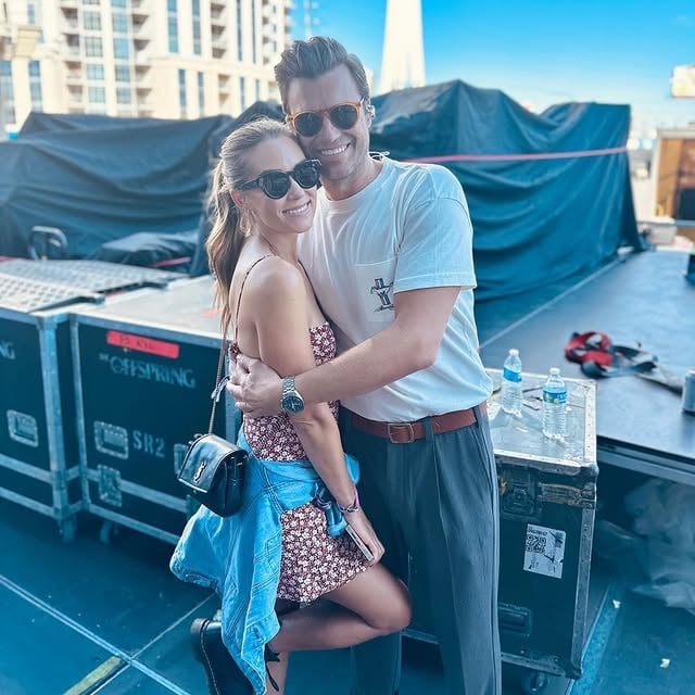 Happy New Year! Thanks for the memories 2023. by @laurenconrad