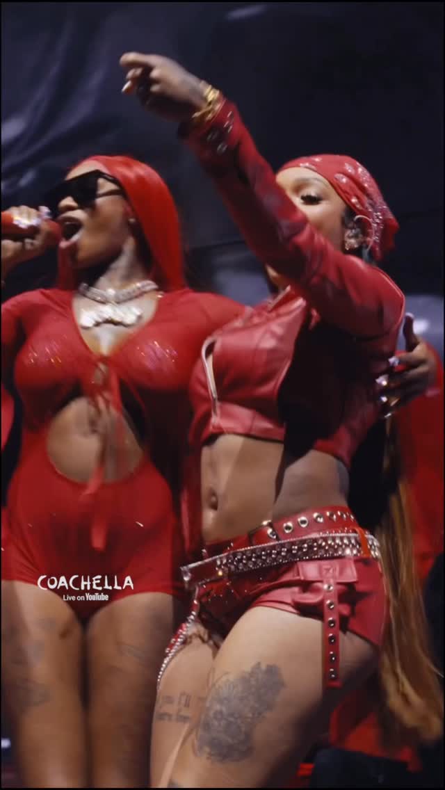 it’s giving Hair Face A$$ 🤫 Thank You @coachella n Thank you Fa Popping Out @glorillapimp