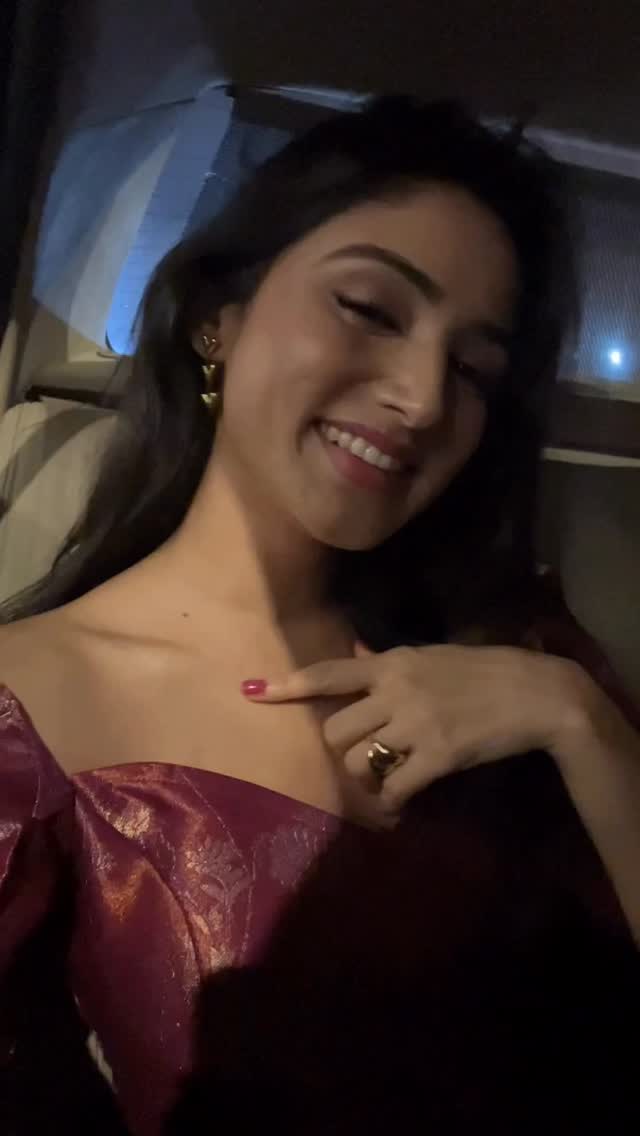 Tujhe dekha Toh ye Jana sanam 🥰♥️✨#song #love #impromptu #evergreen #happiness