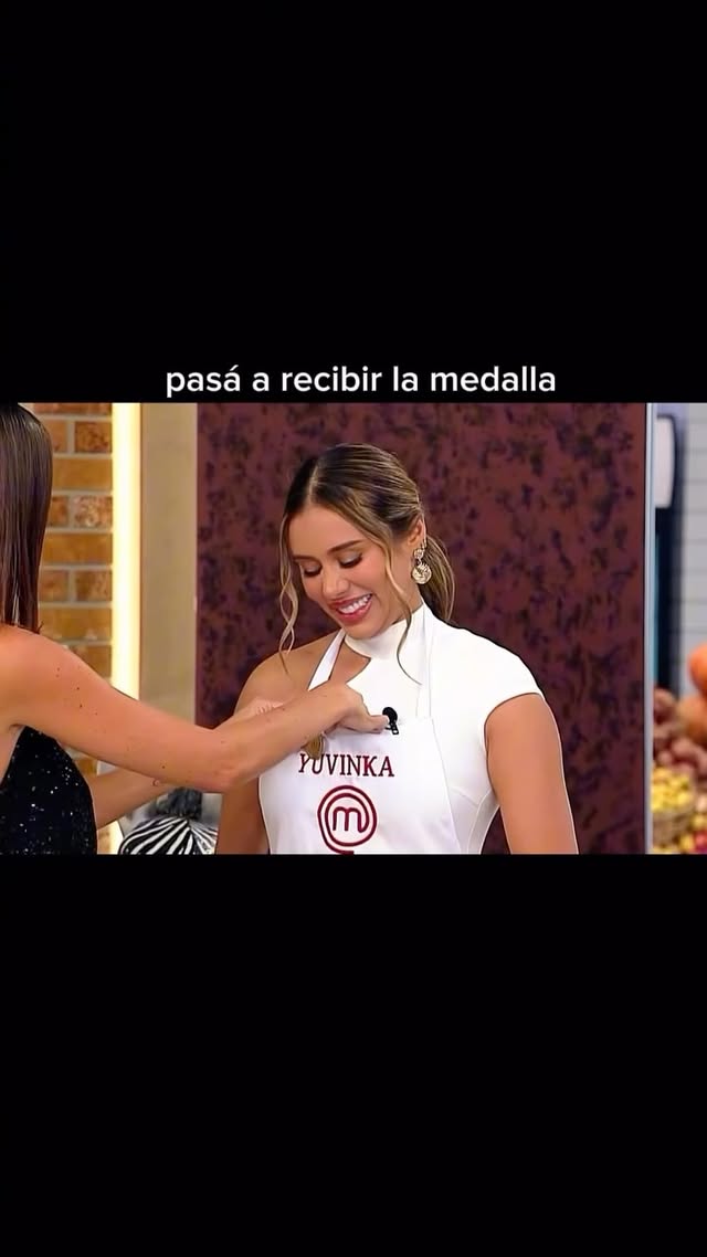 Estrenando medalla 🥇 Los mejores churros y manzanas caramelizadas 🤩🍎 A seguir mejorando y aprendiendo 📝 @masterchefboliviaoficial #masterchefcelebrity #masterchef by @yuvinkaanez96