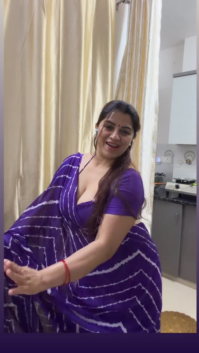 🧿🫣Practice clip🫶🏻Rowdy Tujhko Bole Zamana#sareedance#natural#for##trendgoodpersonality,nofilter,good,goodvibes,sareequeen,viralBomb,bhabhi,hot,killer,swag,newpost,newreel,trendingsong,viral,viralvideo,viralreel,indianbeauty,india influencers,growth,fyp.................... by @me_mrs_vandana