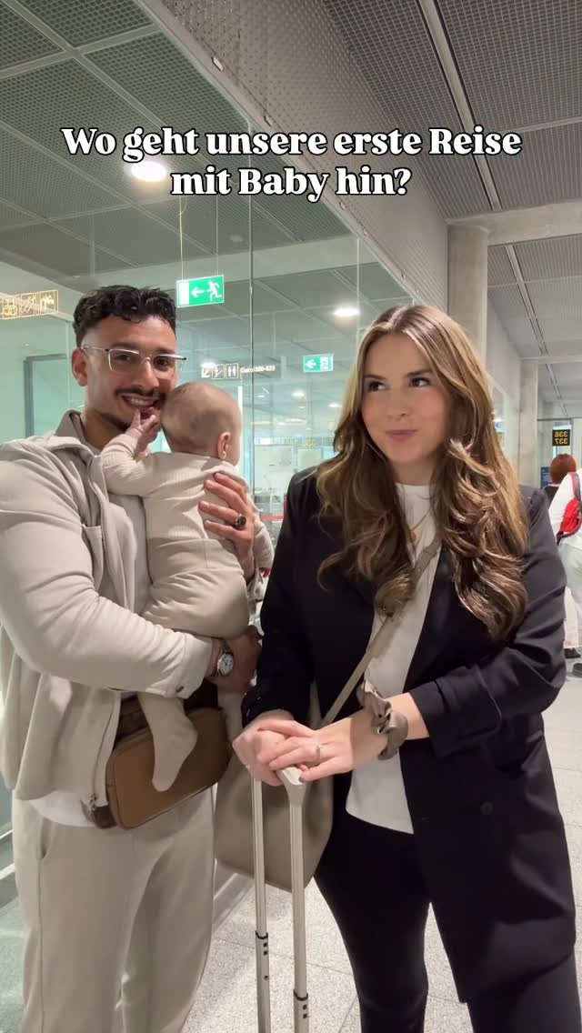 Was glaubt ihr? ⬇️ Bin gespannt wer richtig liegt🙈🩵Sind so aufgeregt! Das erste Mal verreisen mit 3 Monate altem Baby 🥹👶🏻 Da ich selbst so Flugangst habe, frage ich mich echt wie der Flug mit Malik wird. Wie war das bei euch? Wann seid ihr das erste Mal mit Baby geflogen? #baby #trend #couple #vacation #fy