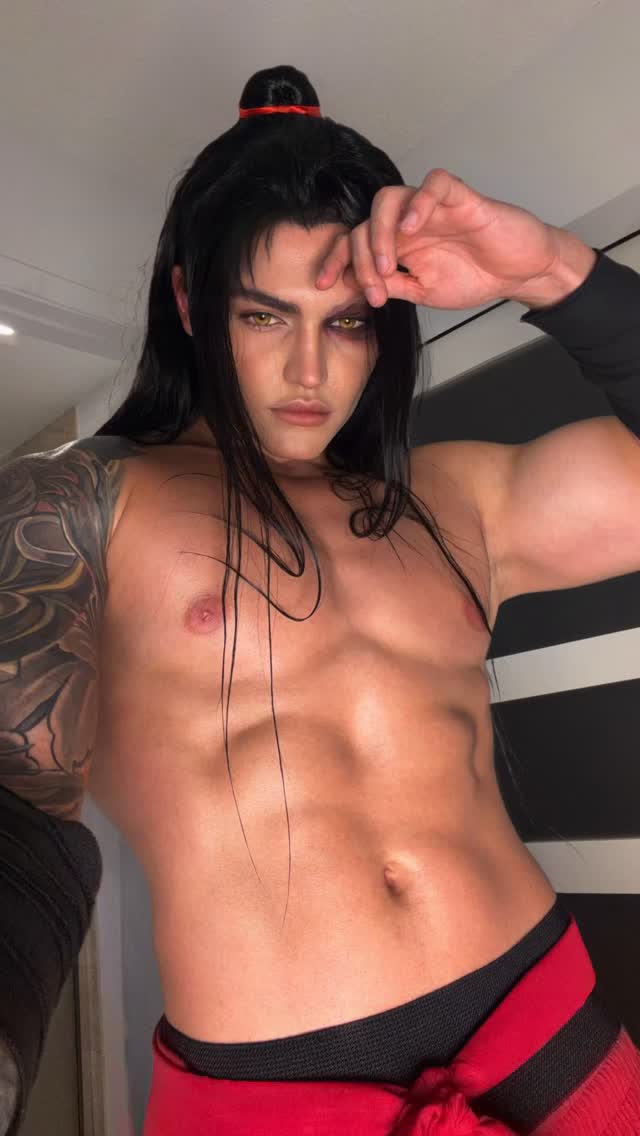 Agni Kai at my placeee 🤗ever since i saw the leaks i wanted to do Zuko as a cosplay SO BADDD i think i might do the firelord outfit when the movie comes outproducts used: @colourpopcosmetics emmett and rosalie lip kit@hudabeauty easy blur foundation, easy bake setting powder @kosas brow pencil @rarebeauty liquid blush #avatar #zuko #cosplay #makeuptutorial #colourpop by @indigotohell
