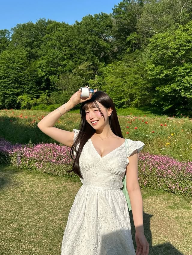🌷大切な人へのプレゼントにもぴったりな香り♡上品なのに柔らかくて、ずっと包まれてたい感じ☁️@aiam.beauty #aiam #gift #chapter8 #ad #fragrance by @christinetinetinelau