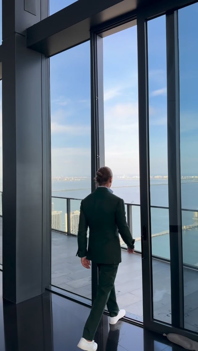 MIAMI¿Qué vamos a hacer aqui en 2027? Adivinad… :) by @tomaslasoargos