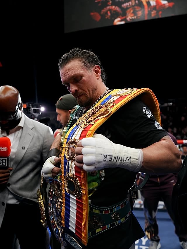 They say it was tense watching my fight with Rico😄 Guys, I just didn’t want you to be bored, come on. by @usykaa