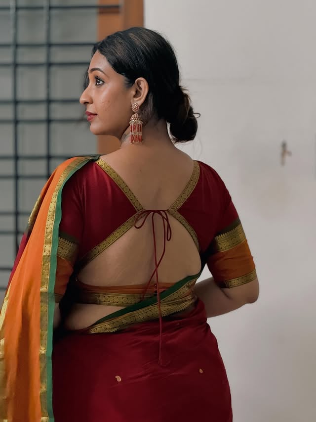 Now thats a pure MUKHI MAGIC - my blouse gorgeously crafted by @mukhiboutique by @umajayalakshmi999 by @sowbhagyavenkitesh
