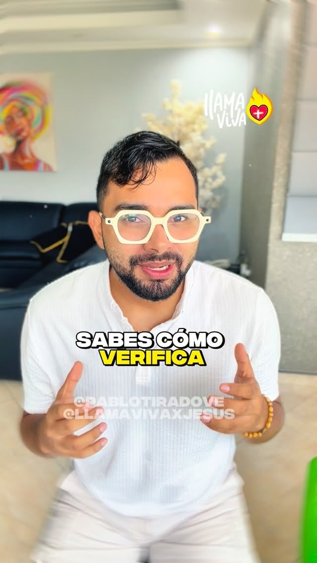 ¿CÓMO SE PRUEBA QUE UNA HOSTIA CONSAGRADA SANGRÓ? 🩸🔥❤️‍🔥😱🤷🏽‍♂️✝️La Iglesia tiene un proceso riguroso que combina ciencia, testigos y teología. 🇻🇪Y los resultados van a sorprenderte: la misma sangre AB en hostias de distintos siglos, distintos continentes… y en la Sábana Santa de Turín. ✨😱Comparte con alguien que necesite aprender sobre la Eucaristía y cuéntame en los comentarios: ¿Cuándo fue la última vez que lo visitaste y qué sientes cuando estás Frente al REY? ❤️‍🔥🥹🙏🏽👇#MilagrosEucarísticos #Eucaristía #Iglesia #Venezuela #Cristianos by @vivir_como_los_santos