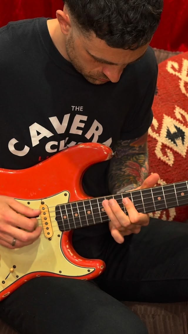 Happy Straturday 🎸Running the @d_tone_amps SSS 👌🙌#fender #strat #stratocaster by @sean_mann_