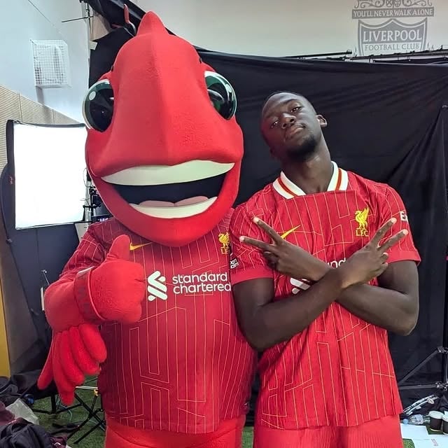 Thanks for everything @ibrahimakonate Going to miss you my mate ❤️ by @mightyred_lfc
