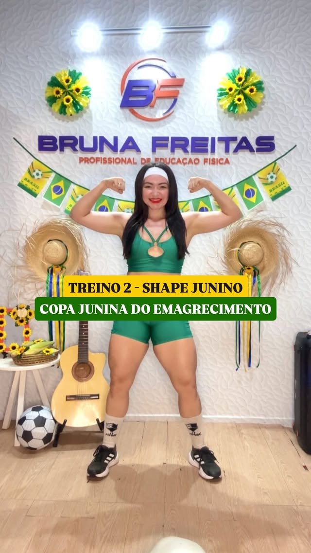Treino completo disponível por 24h no nosso grupo vip Amanhã é o dia de revelarmos a oferta para você se tornar aluna do Desafio Você mais Magra by @brunabecker_rtbx