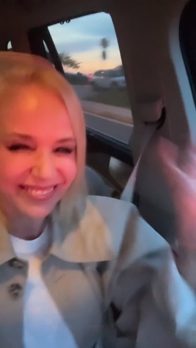 Ljubav nam svima dobro stoji 🤍Ljube se …. 😘 by @rozgajelenaofficial