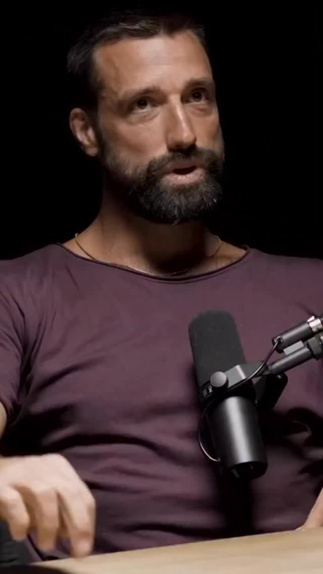 Ladies if a man is too forgiving do you lose respect ? Watch full episode @aaronalexander To fix this book a call with me https://calendly.com/therapybysadia #sadiakhan #relationshipadvice #healthyrelationships #datingadvice by @thesadiapsychology