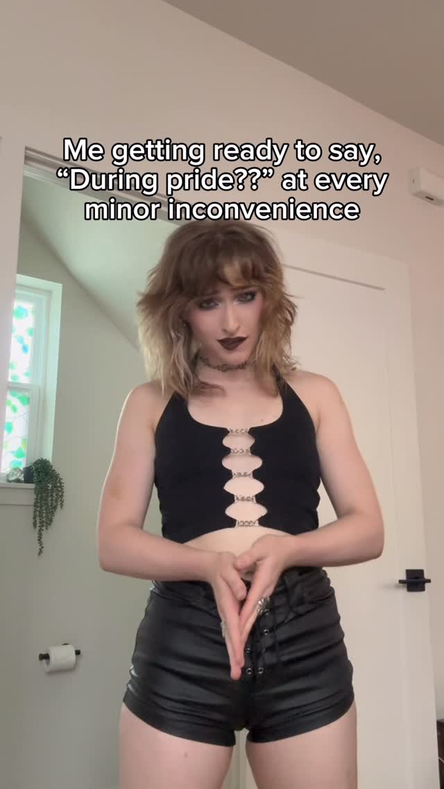 Happy pride, nerds. 😤🙏

#funny #explore #pride #comedy