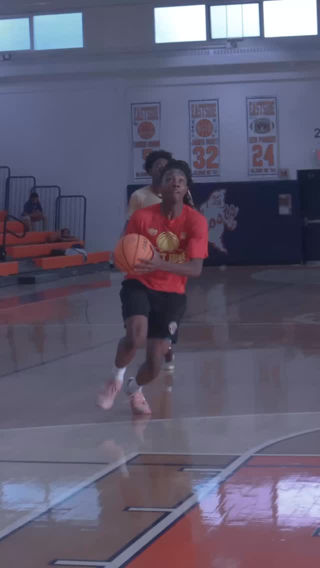 first ingame dunk!!!
-
-
-
-
-
#bergencatholic #basketball #year3loading