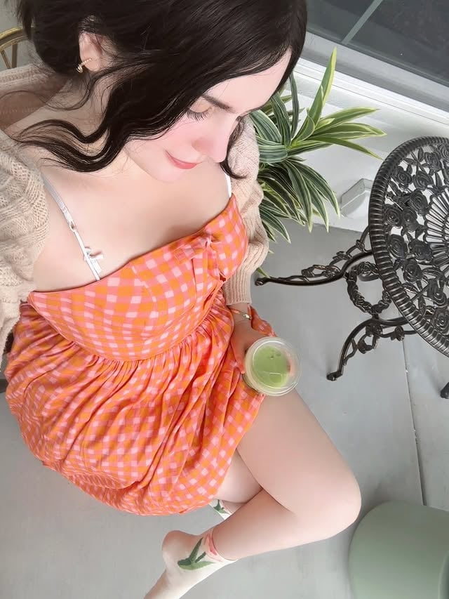 enjoying summer rain on the balcony ~ 🍵