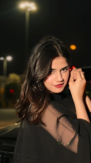 Kale de libas di sakinan kudi👀🥀

.

#blacksuit #anjuchoudhary #chdhry0anju #reelitfeelit #trending