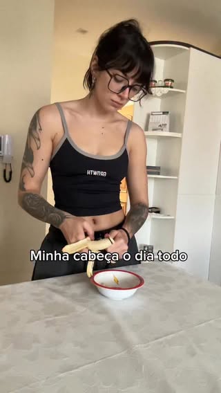 Video mt bom vey n da 
.
.
.
.
#reels #explorar #meme #birdsdancing