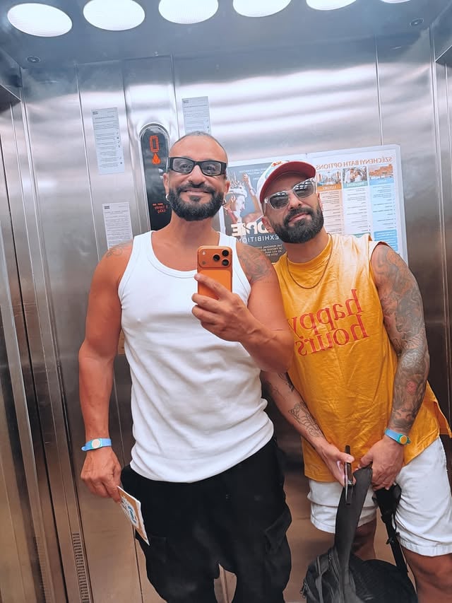 Happy hours in Budapest with the big bro by @matty_ef