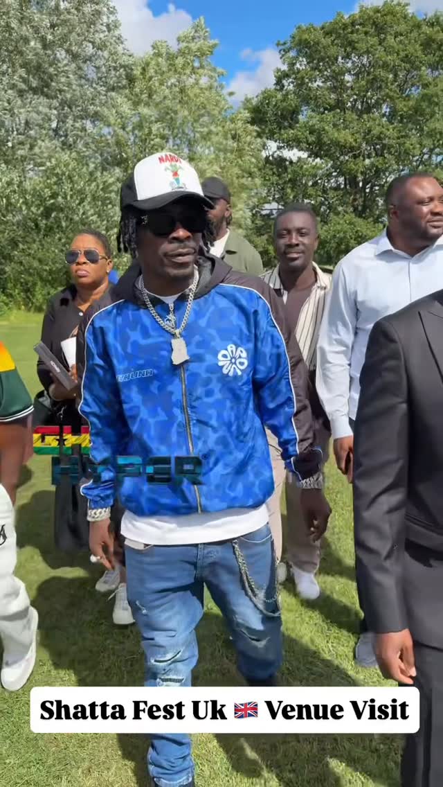 #Ghhyperlive : The African Dancehall King @shattawalenima touches down at Copthall Playing Fields to personally check out the venue ahead of the much-anticipated Shatta Fest UK slated for August 1st!

Cc @radical_dee @alordiapromotion @sterlinggifts711 @sammybaahflex 

#ghhyper #ghana