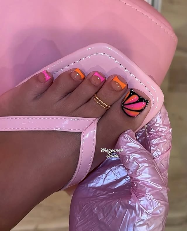 Summertime Toes 🦋🌸🍹🍑💖💗Pink butterfly summer ombre pedi—this set is pink girly approved !Artist: @cheyennesnails_ Where nail lovers link up 💅🏾 #thenailconnection #summernails #pedicure #nailinspo #nailsnailsnails by @thenailconnection