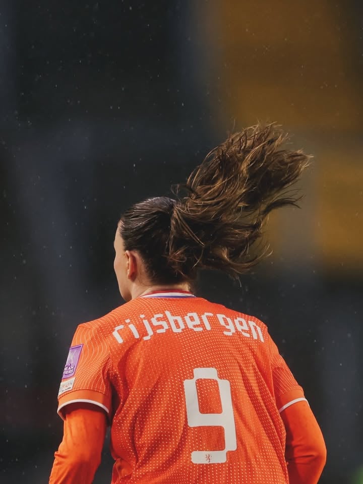 Proud and grateful to make my debut, a dream come true for the little girl in me. 👧🏽 🧡

Not the result we wanted, but on to Tuesday!