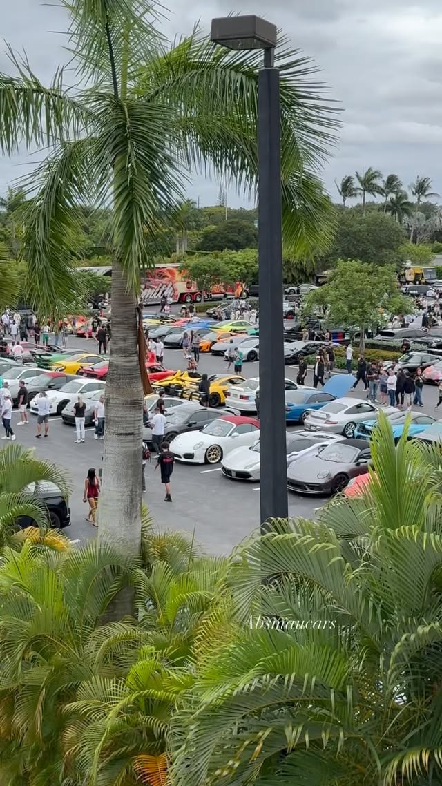 Event Recap from @gumball3000 @hardrockholly @supercarsaturdaysflorida @justincaseexotics @floydrag @abiud_sando #absmaucars #miamilifestyle #carculture #carvibes #gumball3000 by @xxxxelo