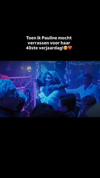 Ik vond het zo mooi en bijzonder om “Omdat Ik Zo Van Je Hou” speciaal voor jou te mogen zingen op je verjaardag , lieve @paulinewing 🥹❤️

De volledige aflevering van Echte Gooische Moeders aflevering 2 is nu te zien op Videoland!💌

#echtegooischemoeders #verrassing #omdatikzovanjehou #zingen #verjaardag