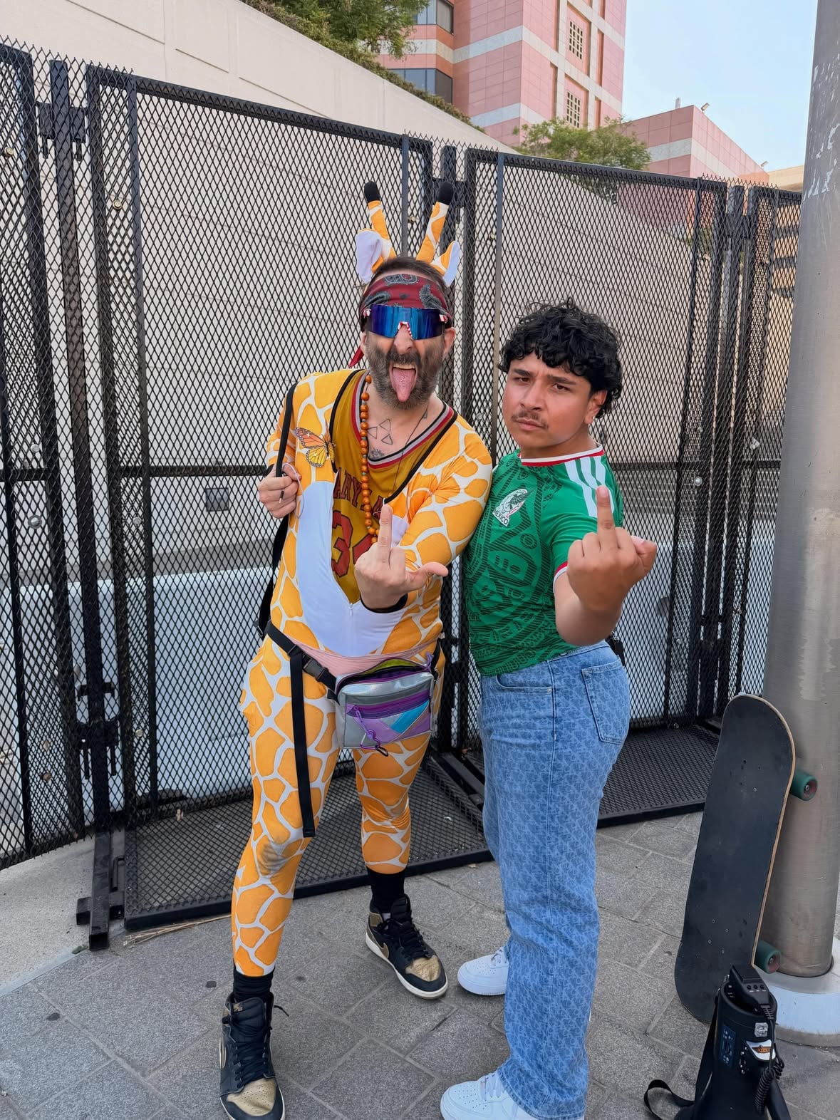 FUCK ICE🖕🏽 , JUNE 6ERS 💪🏽 photo dump, fiesta en sabado #LA #ICEOUT