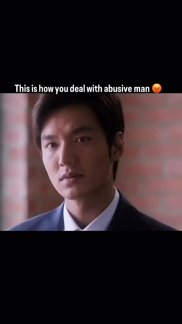 The attitude, the emotion, the acting 🔥

Drama: Gangnam Blues (2015)

Plot:
Jong-Dae (Lee Min-Ho) and Yong-Ki (Kim Rae-Won) grew up in an orphanage like real brothers. After they leave the orphanage, they make a living by picking up paper and empty bottles. Jong-Dae then becomes involved in a struggle of interests over development in Gangnam, Seoul. In the process, he lives with Gil-Soo (Jung Jin-Young) and Sun-Hye (Seol Hyun) as they accept Jong-Dae like a family member. Jong-Dae also becomes a gang member.

#leeminho #gangnamblues #kdrama #kdramalover #kdramaaddict