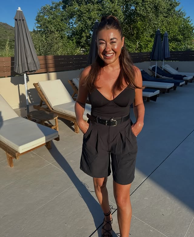 Golden hour, body suit tik tok, shorts shein and shoes boohoo ❤️ by @ellieyoung1993