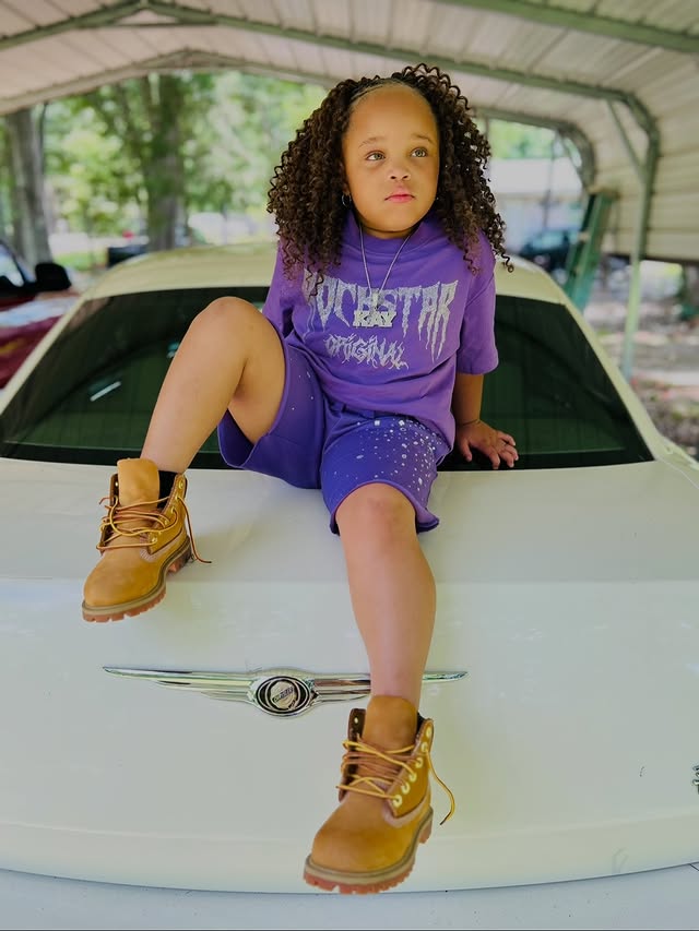 If looking fly was a crime, I’d be serving life 😮‍💨
@rockstaroriginalkids @rockstaroriginal 
.
Use code :MISSKAYS10 
.
#rsopartner #rockstaroriginal #rockstaroriginalkids #streetwearstyle #trendingstyles