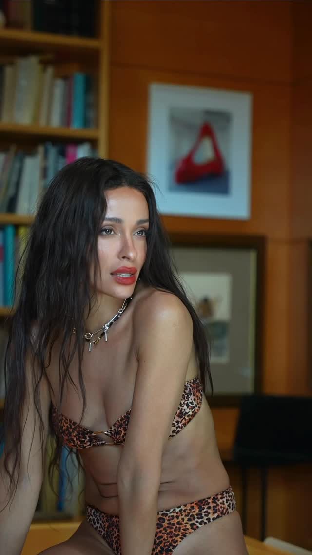 The ones they almost didn’t post
@meyiaworld
#FoureiraMeyia #CapsuleCollection
#Meyia #Foureira #Swimwear