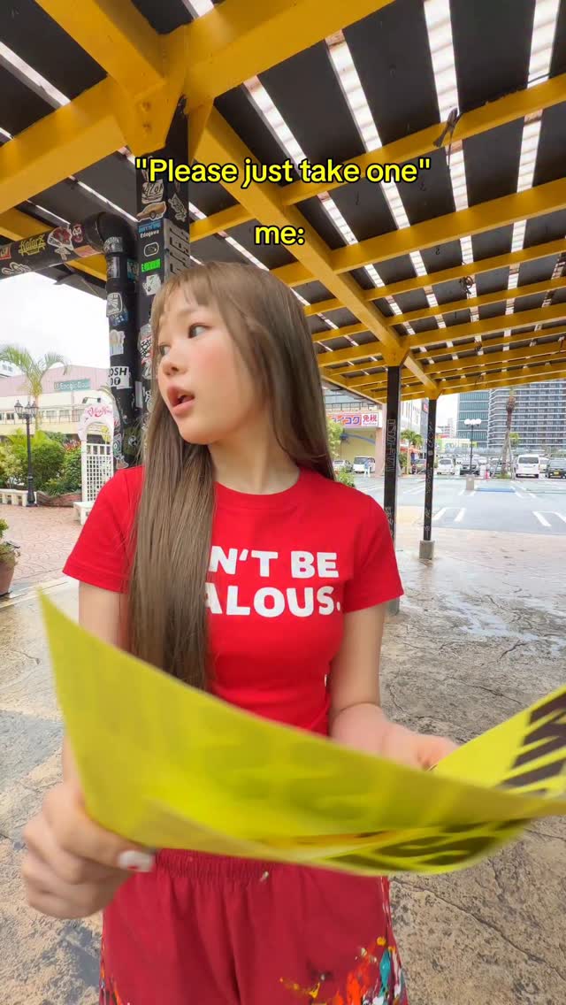 flyering under the lemon sun

#Hearts2Hearts #하츠투하츠 #H2H 
#LemonTang #Hearts2Hearts_LemonTang