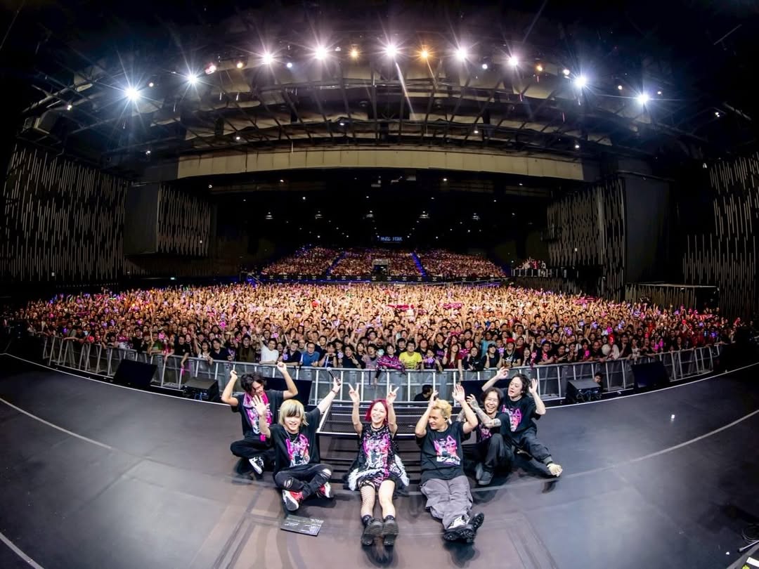 Kuala Lumpurーーーー！！！
Saya sangat gembira hari ini!
Semua orang suara sangat hebat!
Saya sayang Malaysia!
Saya janji… Saya akan kembali!
Jumpa lagi! Saya janji😏☝️
Terima kasih,Lumpurーーーー！！！Terima kasih,Malaysia!🫶
#LiSA_ASiATOUR2026
Next in Taipeiーーー！！
Finaly Taipei Arena！！！

Kuala Lumpurーーーー！！！
I'm so thrilled today!
Everyone's voices were absolutely amazing!
I love Malaysia!
I promise… I'll be back!
See you again! I promise😏☝️
Thank you, Lumpurーーーー！！！Thank you, Malaysia!🫶
#LiSA_ASiATOUR2026
Next in Taipeiーーー！！
Finally Taipei Arena！！

#LiSA15th