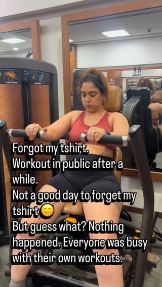 We didn’t work out that week (the last time we posted). And we said - moving forward. A new week will start. Except I played football on the Sunday before that ‘new week’ was meant to begin. And got injured. So no workout for another week. LOTS of mangoes and cheating on my diet. Anyway - now we’re at the week after the LOTS of mangoes week. I skipped Tuesday also. But I went today. And I will tomorrow. Just no weight on my foot yet. And will still eat some mangoes because it’s nearly end of the season! Not LOTS. But some. LETSSGGOOOOOOOOO!!!!#gym #mentalhealth #workout #bodyimage by @khan.ira