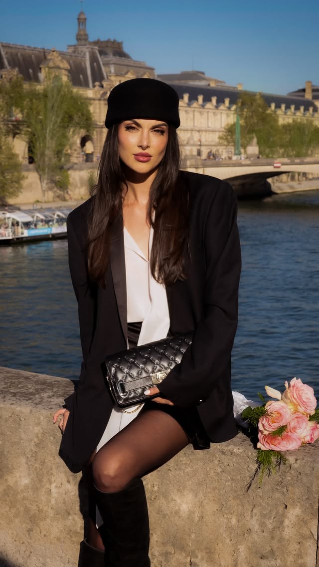 Parisian stroll com a Clutch Belmont @victorhugo_oficial | my newest favorite, o presente perfeito para o dia dos namorados!

#VictorHugo
#ClutchBelmont
