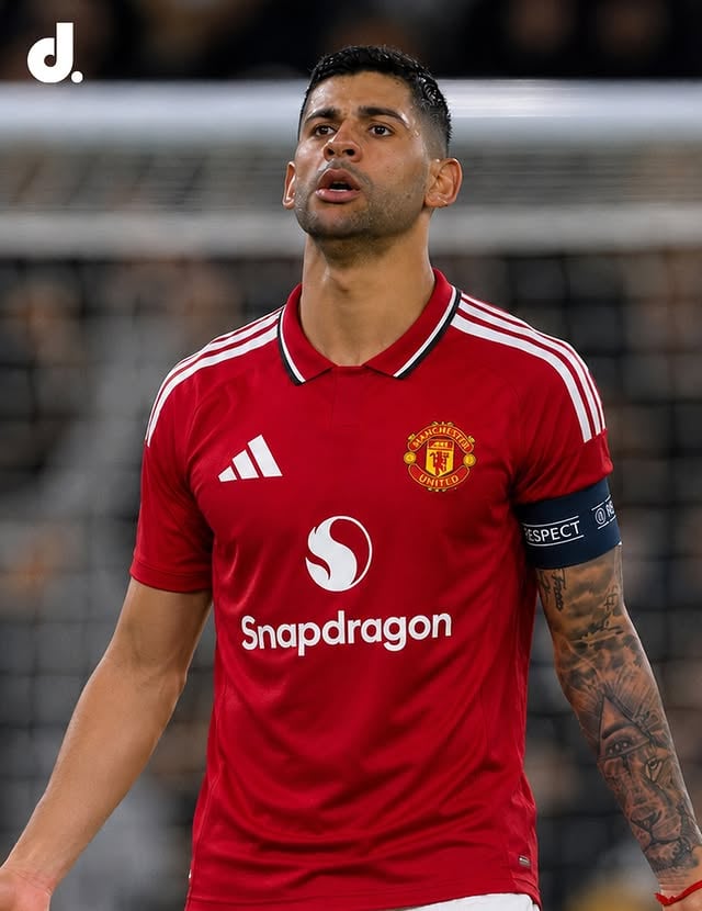 🚨 Manchester United NOT looking to sign a centre-back at the moment in the summer transfer window and nothing in Cristian Romero links. United happy with centre-back options.[@TyMarshall_MEN] by @centredevils
