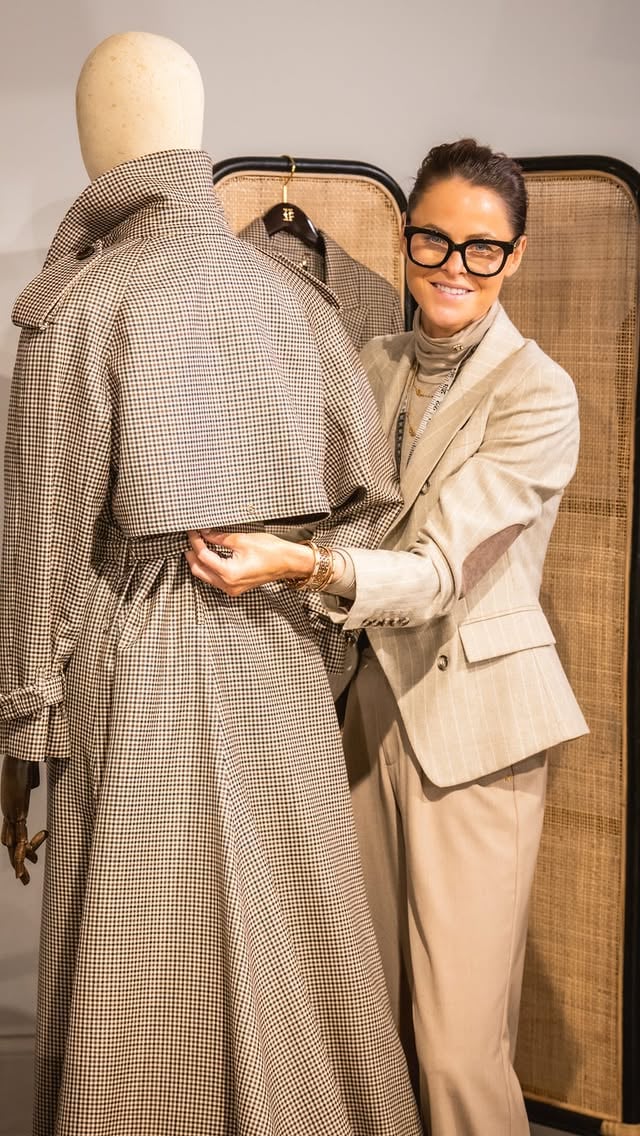 Get ready with me for a day in the office 

Today I’m wearing one of my favourite tonal looks. Paired with our new Knightsbridge Blazer in the oatmeal pinstripe, this has quickly become one of those easy office outfits I know I’ll keep reaching for.

I love how timeless and effortless this look feels - polished and put together, whilst still being so easy to wear.

Comment “OUTFIT” and I’ll send you all the details x