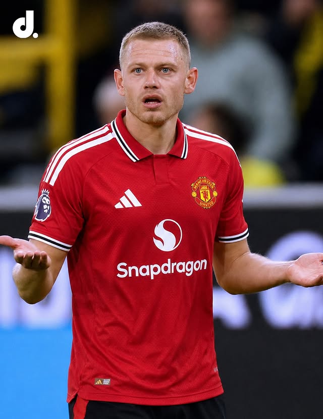 🚨 Manchester United have intensified their pursuit of Julian Ryerson, but a move depends on selling Noussair Mazraoui first. Borussia Dortmund are holding out for at least €30m for the Norwegian full-back. [@skysports] by @centredevils